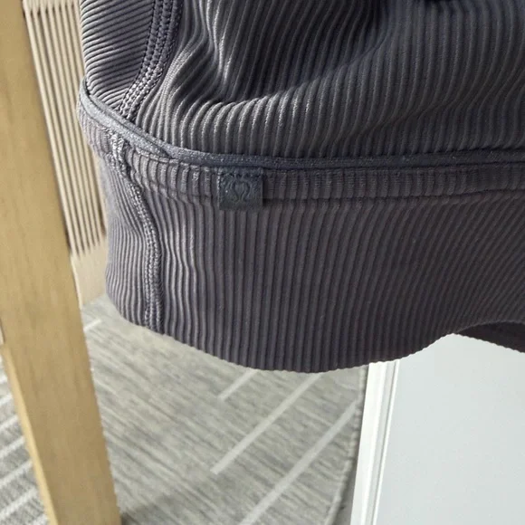 Lululemon longline Black Sports bra - Picture 3 of 3